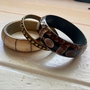 Set of bangles / 3 bracelets